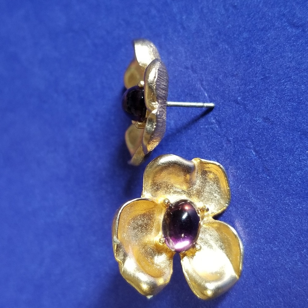 Vintage Bergere Gold Tone Pierced Earrings
